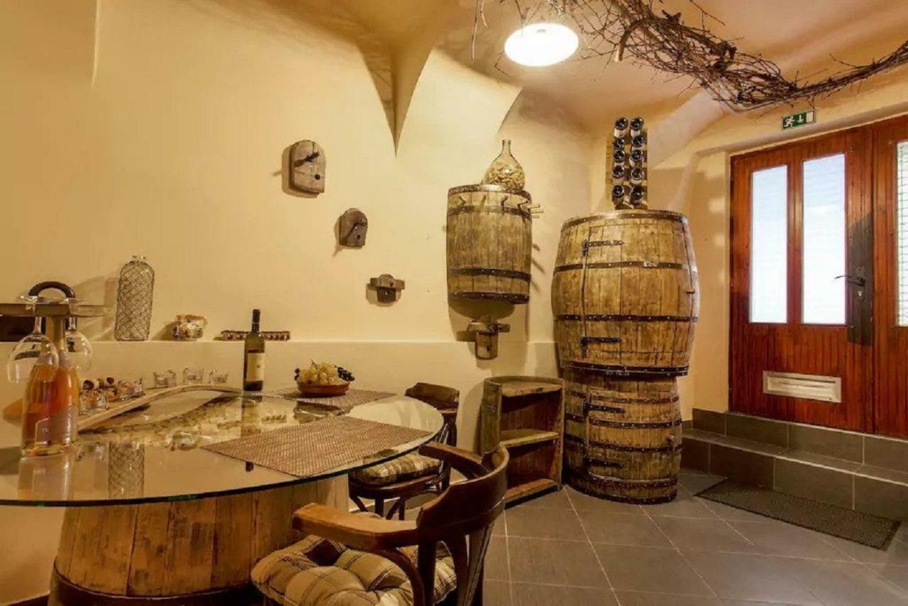 卢布尔雅那Beer & Wine Cellar公寓 外观 照片